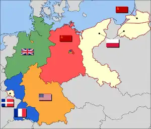 La eventual partición de Alemania en zonas de ocupación aliada: &nbsp;&nbsp;&nbsp;&nbsp;&nbsp;Zona británica &nbsp;&nbsp;&nbsp;&nbsp;&nbsp;Zona francesa (dos enclaves) y a partir de 1947, el Protectorado del Sarre &nbsp;&nbsp;&nbsp;&nbsp;&nbsp;Zona estadounidense &nbsp;&nbsp;&nbsp;&nbsp;&nbsp;Zona soviética, más tarde la RDA  &nbsp;&nbsp;&nbsp;&nbsp;&nbsp;Territorio polaco y soviético anexado