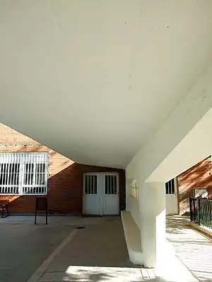 Está en discusión que el ingeniero Eduardo Torroja comprobase los cálculos; no existe ninguna prueba documental que avale esa teoría.