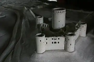 Maqueta del castillo en su estado anterior a 1917.