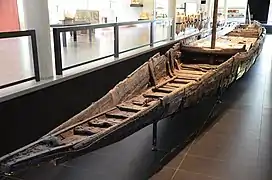 Restos de una nave galo-romana del siglo&nbsp;I denominada arqueológicamente Arles Rhône&nbsp;3.