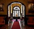 Galería entre el comedor y el patio andaluz.