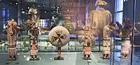 Muñecas Kachina de los indios pueblo, sudoeste de los Estados Unidos.