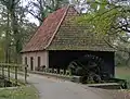 Noordmolen, molino de agua del siglo XIV destinado al prensado de aceite colza y linaza.