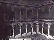 Claustro de la universidad, año 1870.