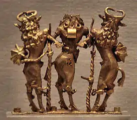 Toros androcéfalos modelados en oro (c. 2500&nbsp;a.&nbsp;C.)