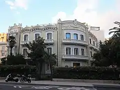 Antiguo palacete de la Marquesa de Oliva. Sede del Instituto Médico Láser.
