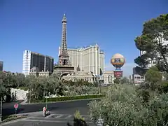 Réplica en el Hotel Paris Las Vegas, Nevada, (Estados Unidos) (165&nbsp;m; año 1997)