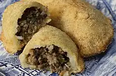 Empanada de mandioca.