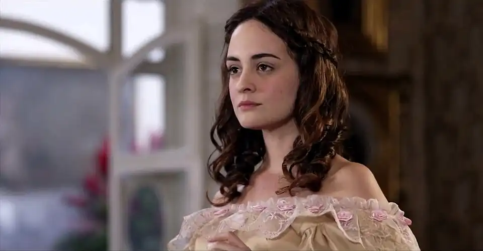 Priscila Espinoza es Micaela Morales