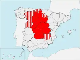 Interpretación de Castilla sobre la división territorial de España de 1833: en rojo aparecen las provincias vinculadas tradicionalmente a Castilla,Azaola, José Miguel de (1972). La regionalización de España. Ediciones de la Revista de Occidente. p. 373. y la zona rayada corresponde a otras provincias ligadas a Castilla en distintos proyectos y períodos históricos, incluyendo las que pertenecieron a la misma en el período previo al Estado autonómico.Salgado Fuentes, Carlos Javier (2016). La evolución de la identidad regional en los territorios del antiguo Reino de León. Ediciones Universidad de Salamanca. p. 355. ISBN 849012602X. Cantabria y La Rioja pertenecieron a la división denominada Castilla la Vieja entre 1833 y 1982, mientras que la región leonesa ha sido incluida junto a Castilla en diversos proyectos como el decreto de Patricio de la Escosura de 1847, el proyecto federalista de Emilio Castelar en 1873 y el Proyecto de Ley de Francisco Silvela en 1891. Otros proyectos que incluían a la región de León fueron el Pacto Federal Castellano de 1869 y la Mancomunidad Castellana de 1918.