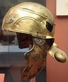 Casco de caballería romano, siglo&nbsp;I&nbsp;d.&nbsp;C.