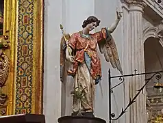 San Gabriel de Gregorio Fernández procedente de la iglesia de San Miguel.