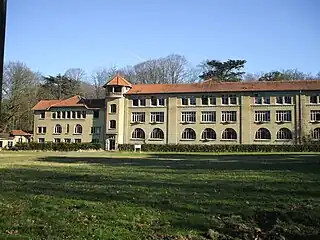 Sanatorio.