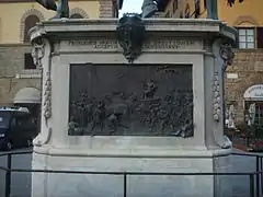 Relieve del pedestal.