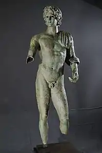 Estatua de bronce del Efebo, efigie de Alejandro Magno (¿siglo II&nbsp;a.&nbsp;C.?)