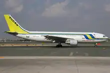 Airbus A300 de Sudan Airways en el Aeropuerto Internacional de Dubái (2008)