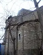 Vista exterior. Ábside central y uno de los laterales.