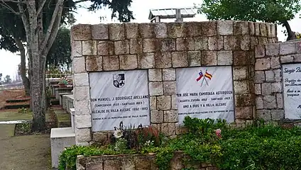 Tumba de ex alcalde de Villa Alegre, emplazada en la necrópolis de dicha ciudad.&nbsp;