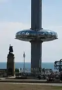 La plataforma de la i360 (2016), en Brighton , ascendiendo