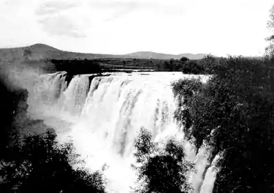 11a-FALLS OF JUANACATLAN.png