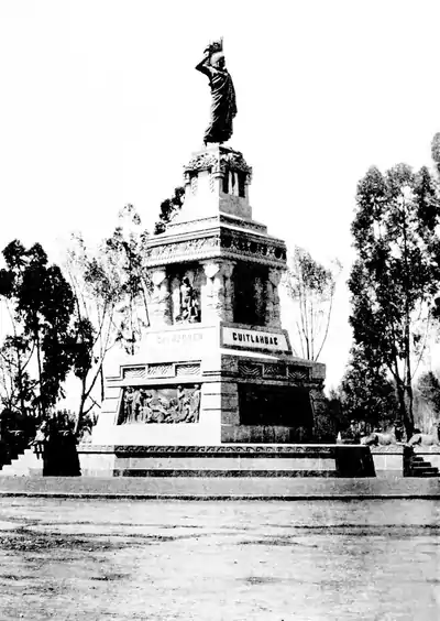 13-STATUE OF QUAUHTEMOC-CITY OF MEXICO.png