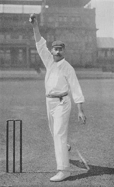 Ranji 1897 page 090 Mold delivering the ball.jpg
