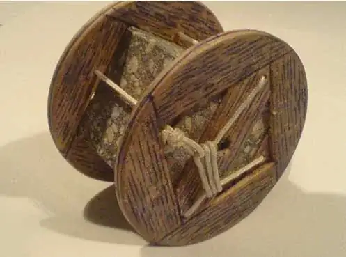 Rolling stone carrier replica