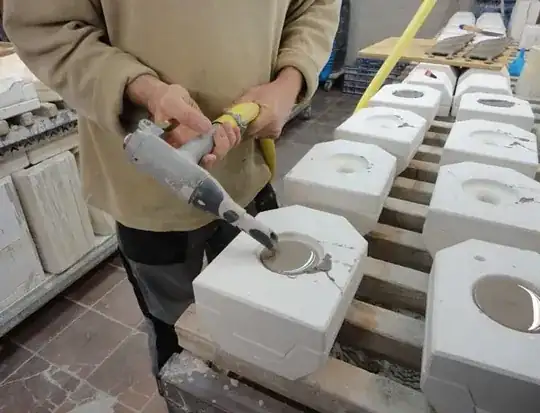 minion mold 2