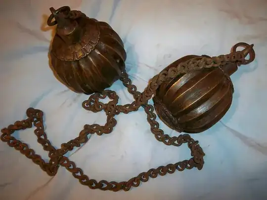 Image of a double-headed meteor hammer.