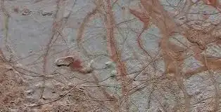 tholins on europa